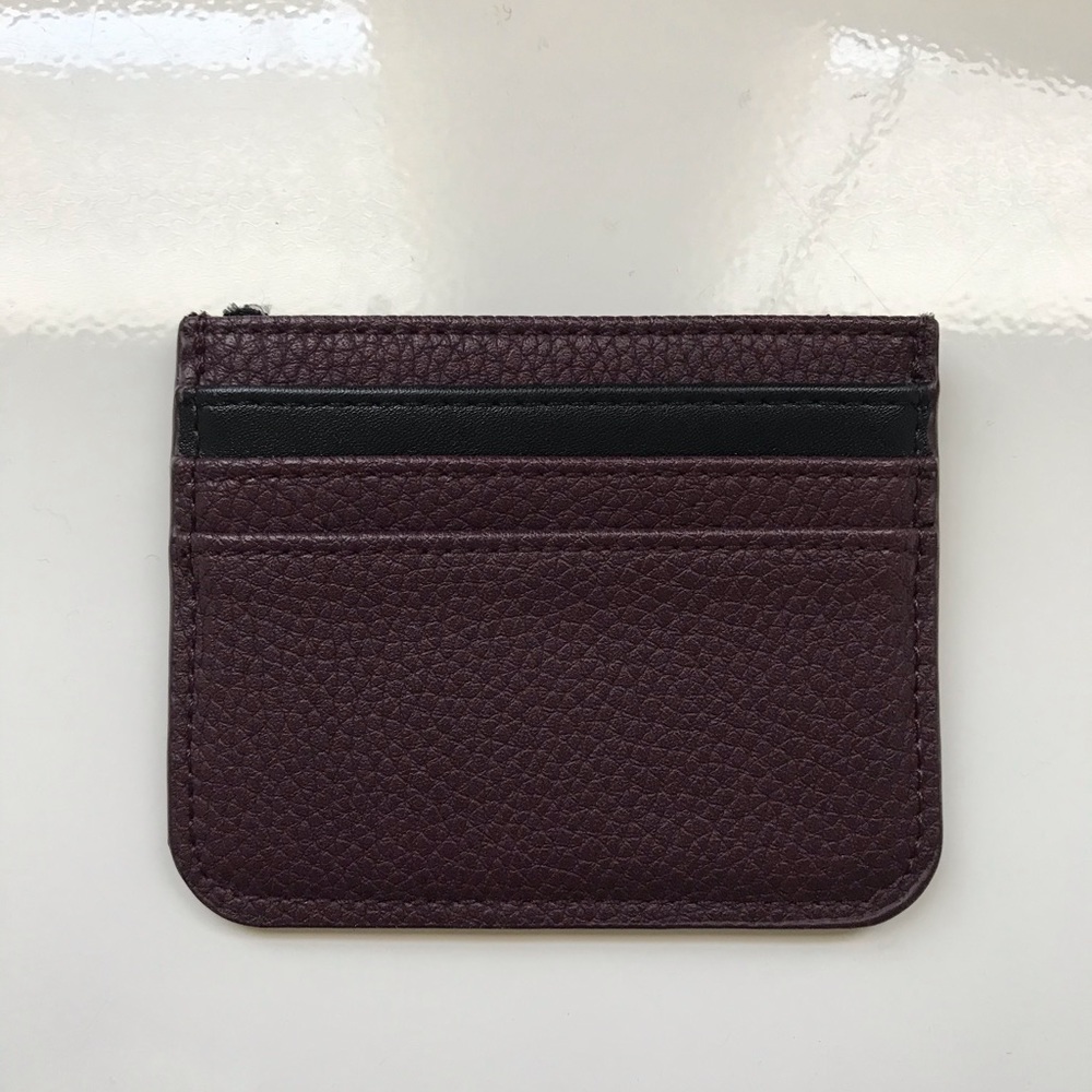 Zara caviar leather soft burgundy black card
